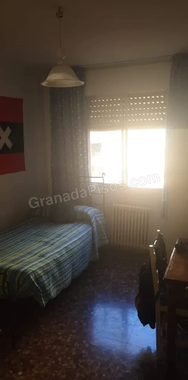 Habitación cerca de Trauma y Plaza de Toros (4)