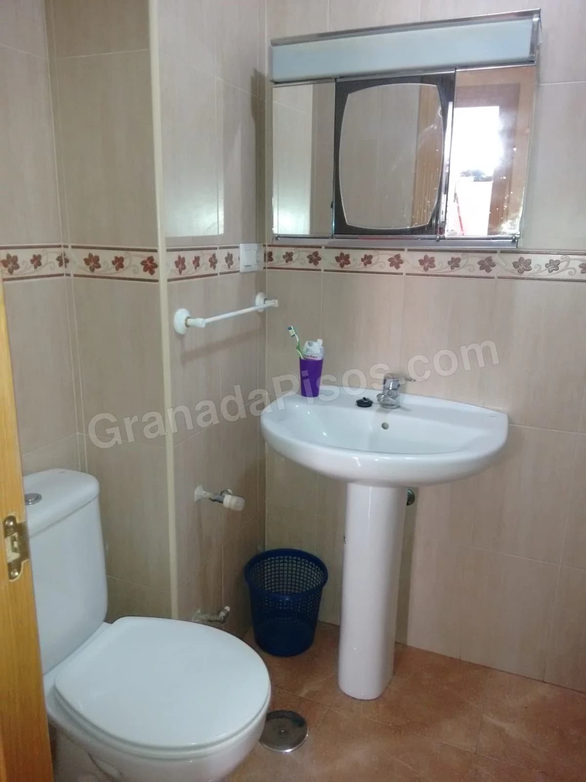 Habitación en Camino de Ronda (2)