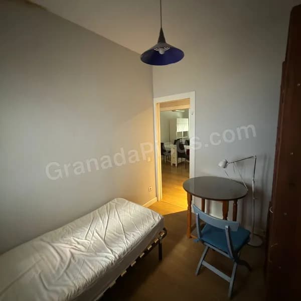 Habitación en Hipercor (2)