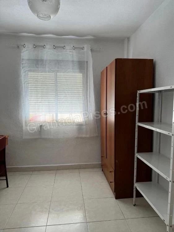 Habitación en Plaza de Toros / Doctores (2)