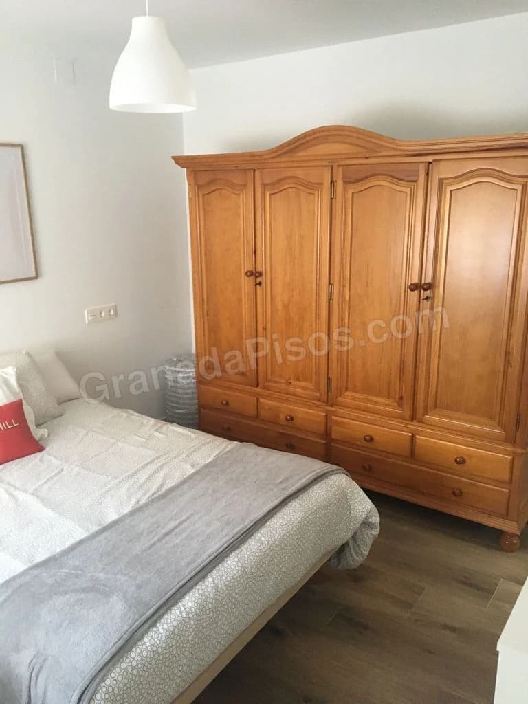 Habitación en Plaza de Toros / Doctores (2)