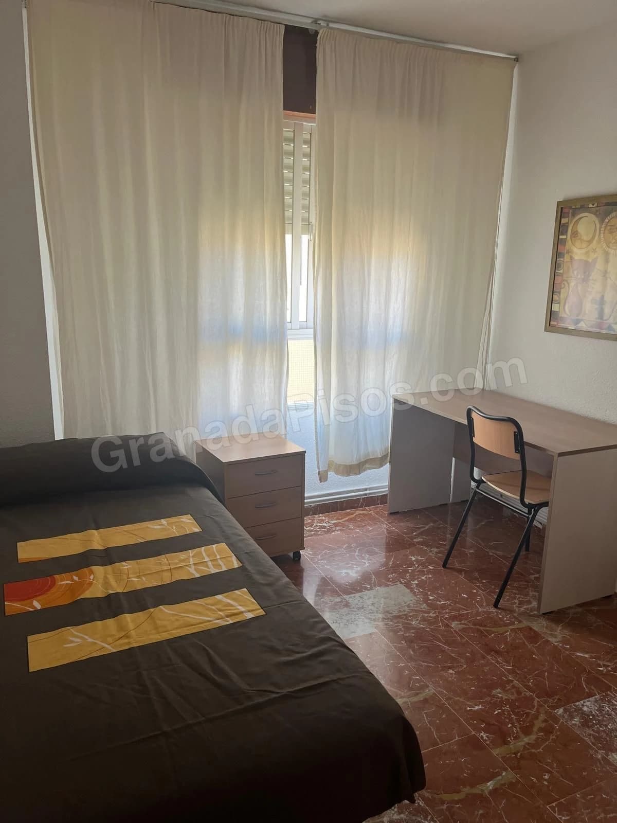 Habitación en Plaza de Toros / Doctores (2)