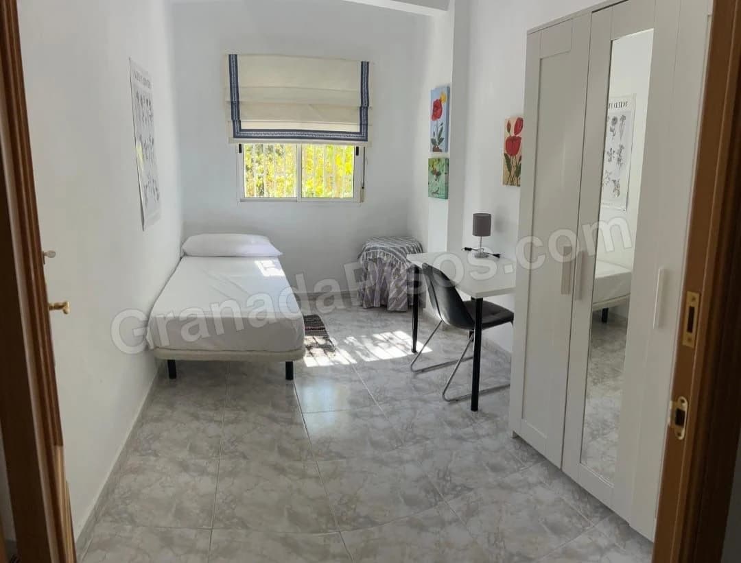 Habitación en Plaza de Toros / Doctores (3)