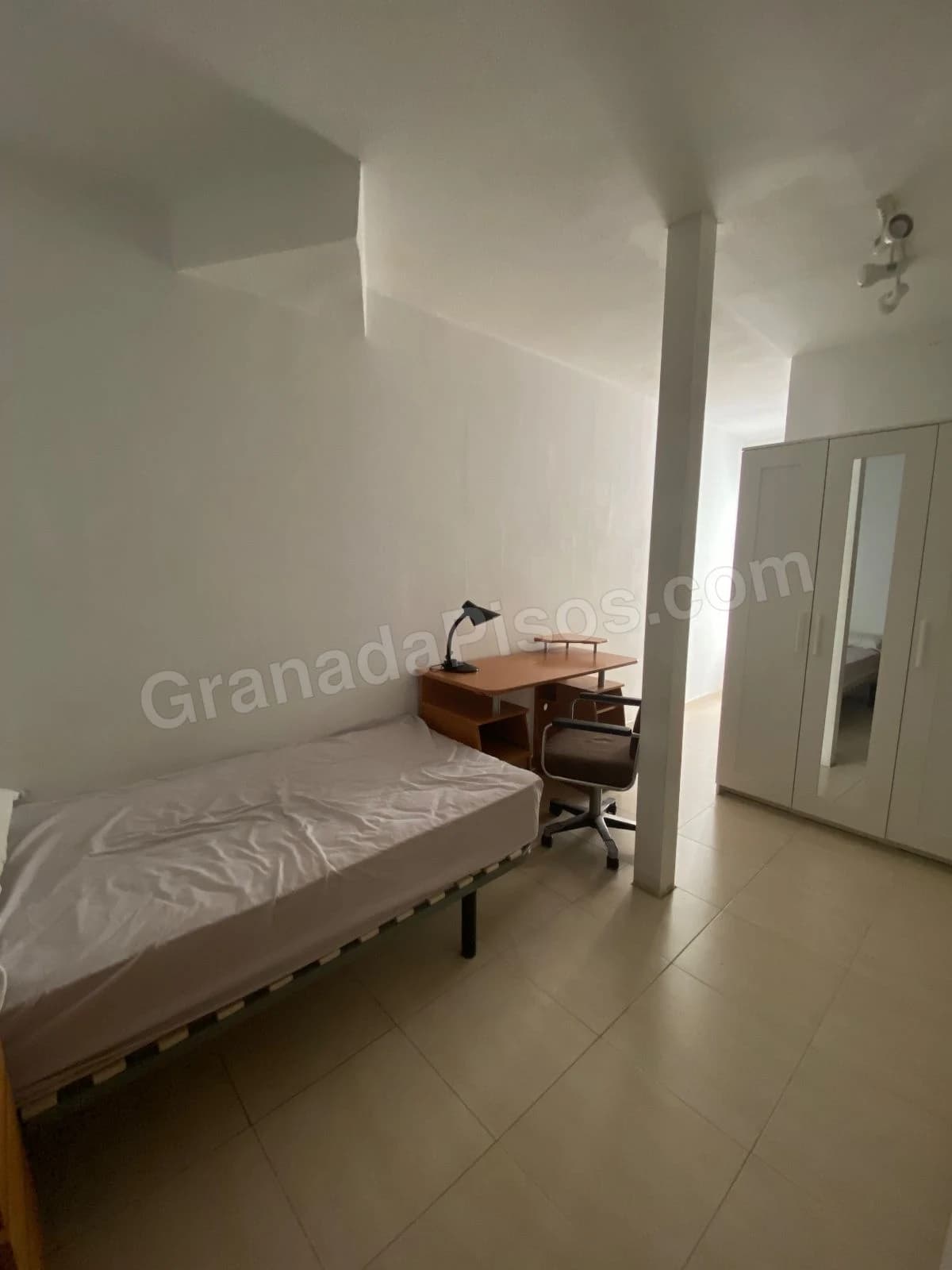 Habitación en Centro (Gran Vía / Trinidad)