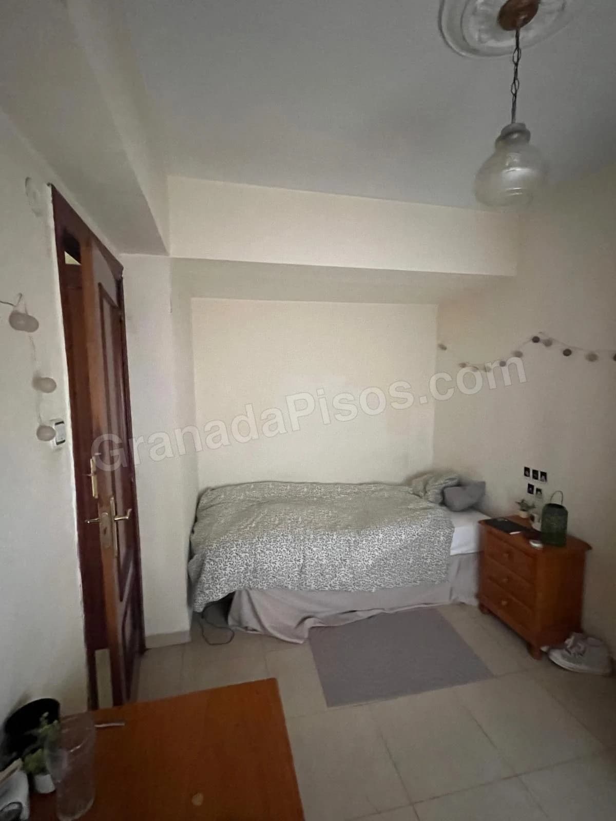 Habitacion en Camino de Ronda (solo para junio) (2)