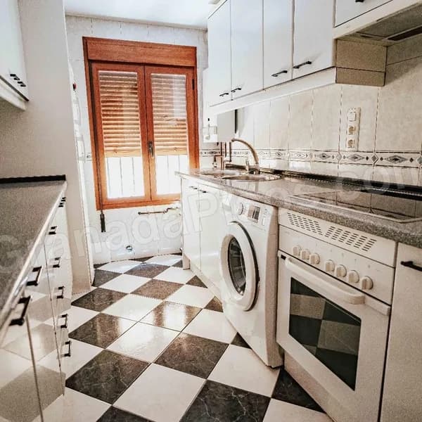 Habitación en Centro (Gran Vía / Trinidad) (3)