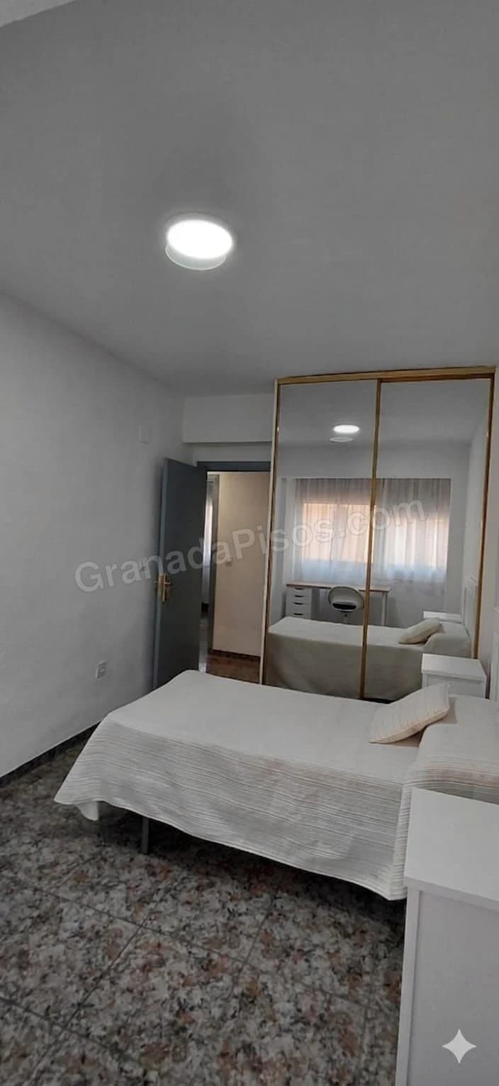 Piso entero en Figares (4)