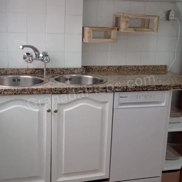 Habitación en Camino de Ronda (2)