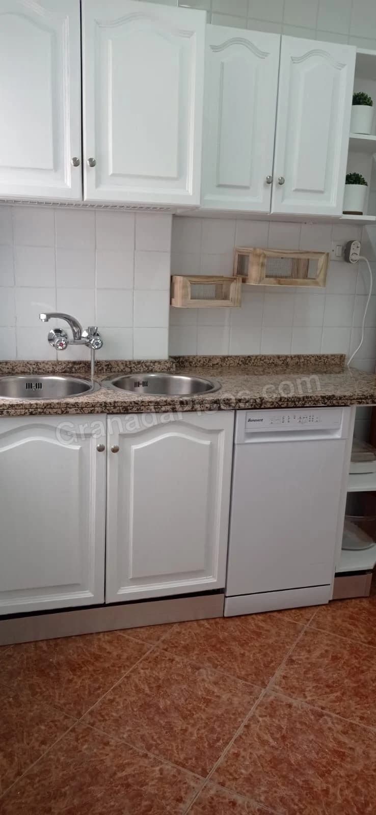 Habitación en Camino de Ronda (2)