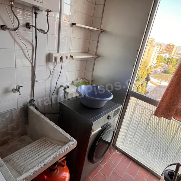 Habitación en Calle Luz Casanova (12)