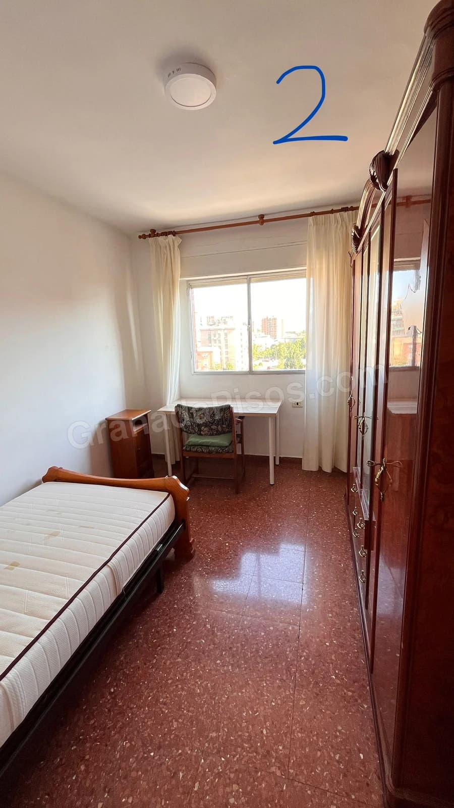 Habitación en Calle Luz Casanova