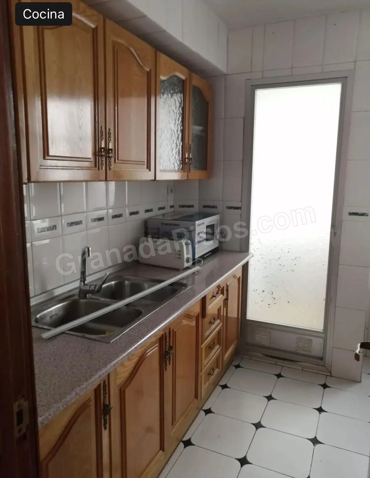 Habitación en Calle San Antón (5)