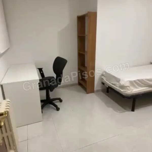 Habitación en Pedro Antonio de Alarcón (3)