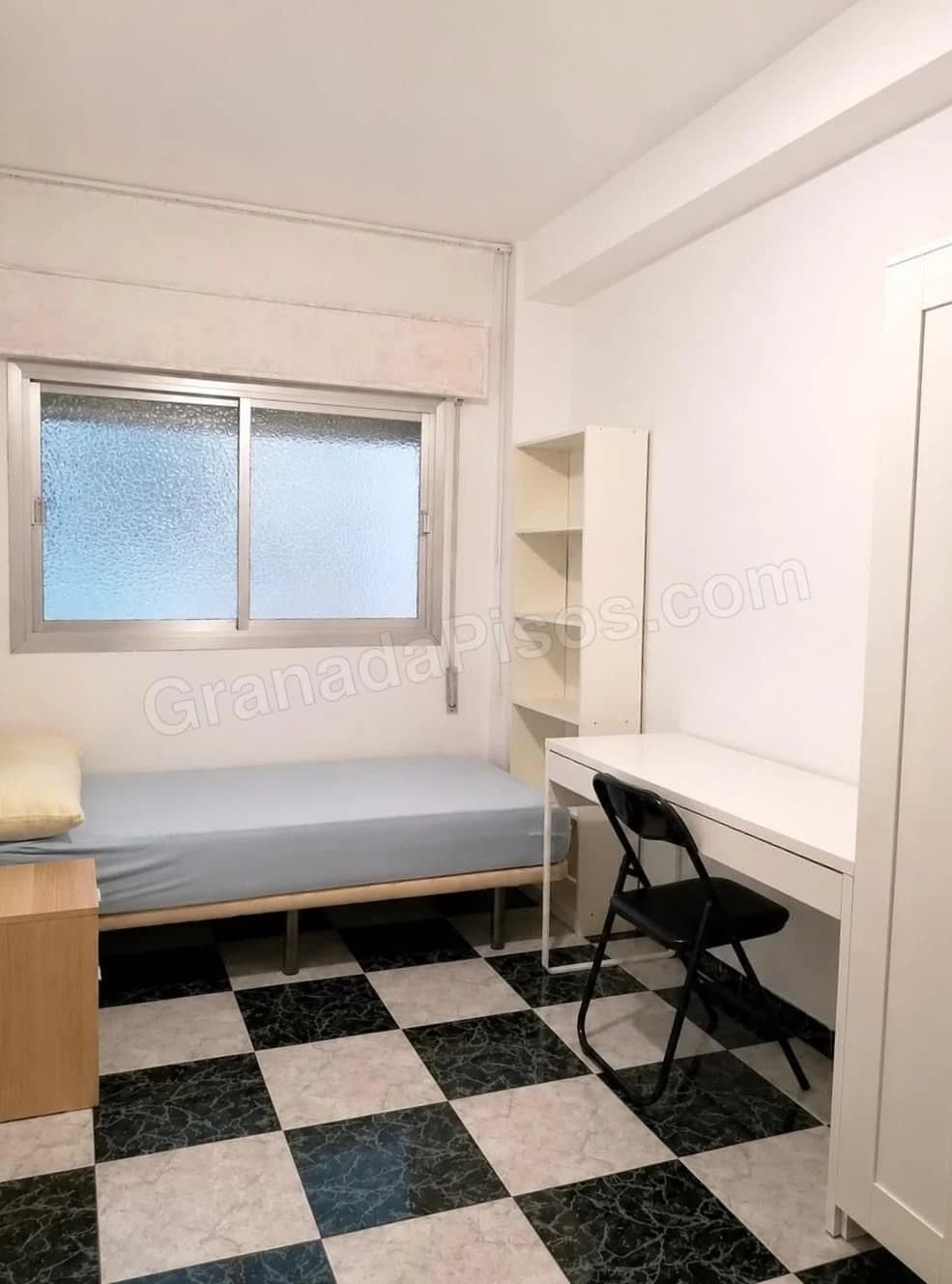 Habitación en Camino de Ronda