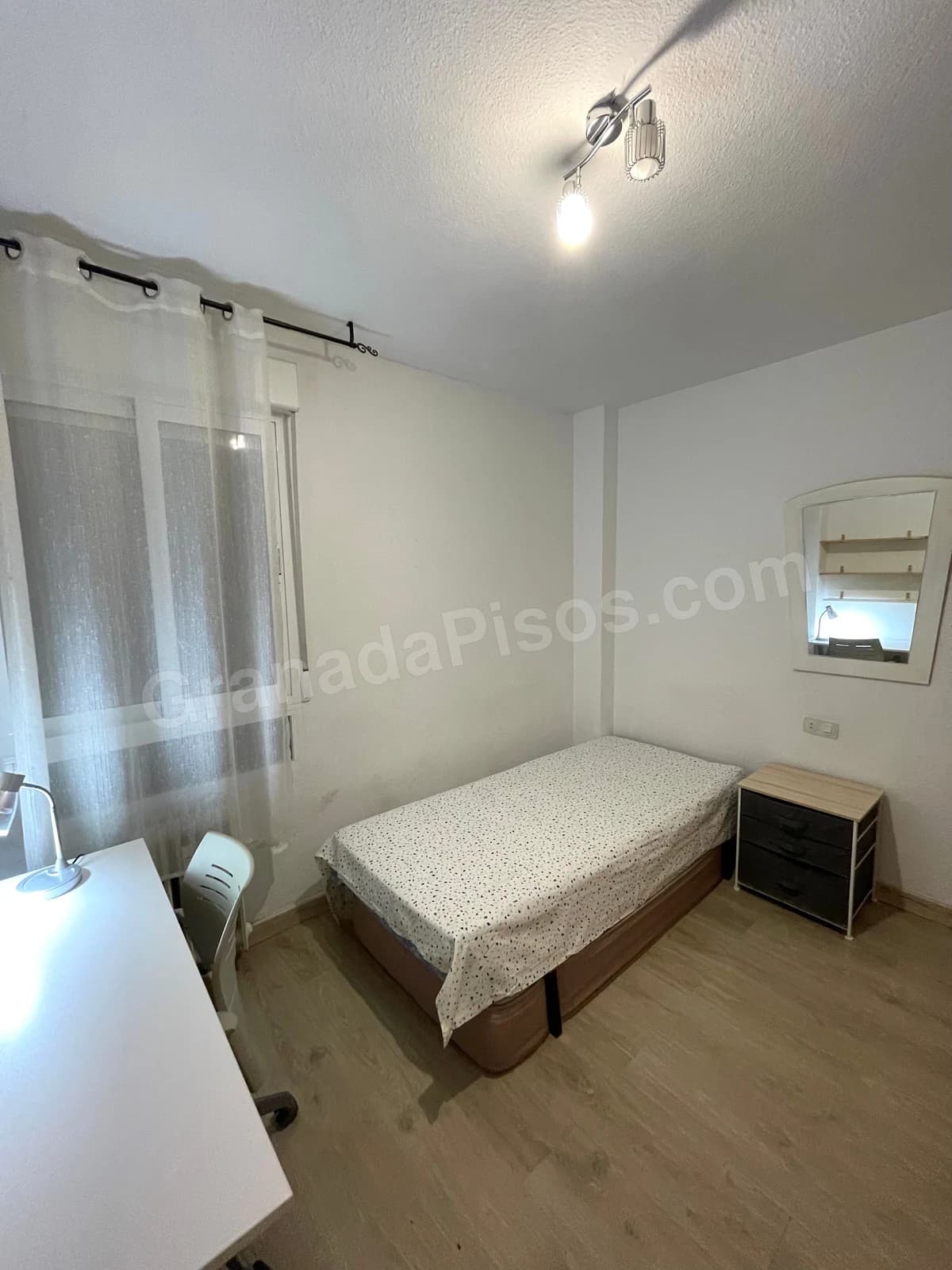 Habitación en Pedro Antonio de Alarcón (4)