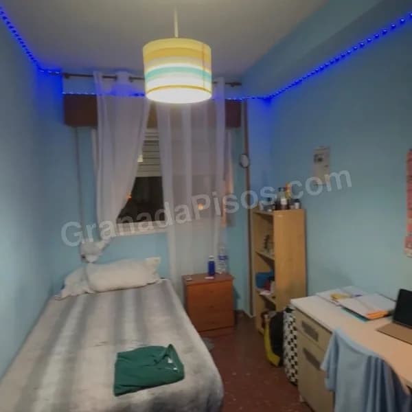 Habitación en Cartuja