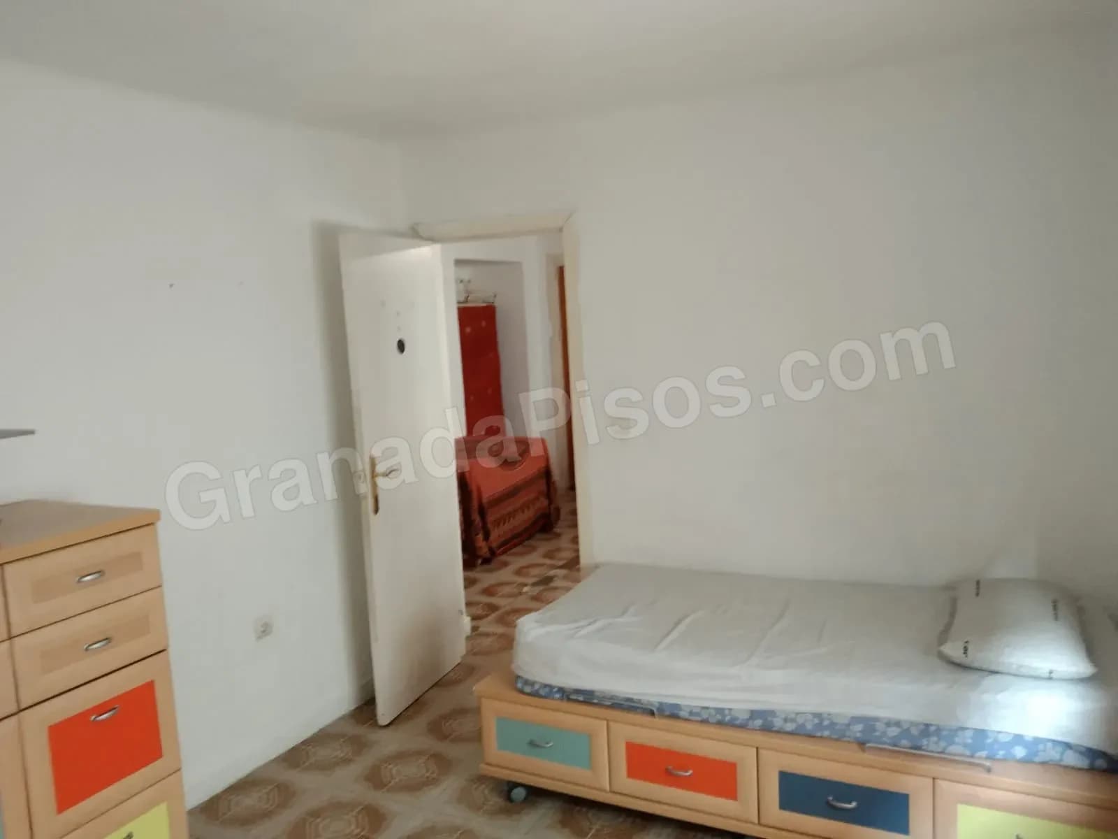 Habitación en Camino de Ronda (3)