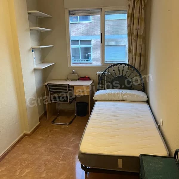 Habitación en Camino de Ronda
