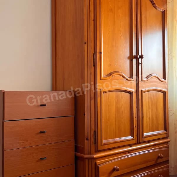 Habitación en Calle Luz Casanova (4)