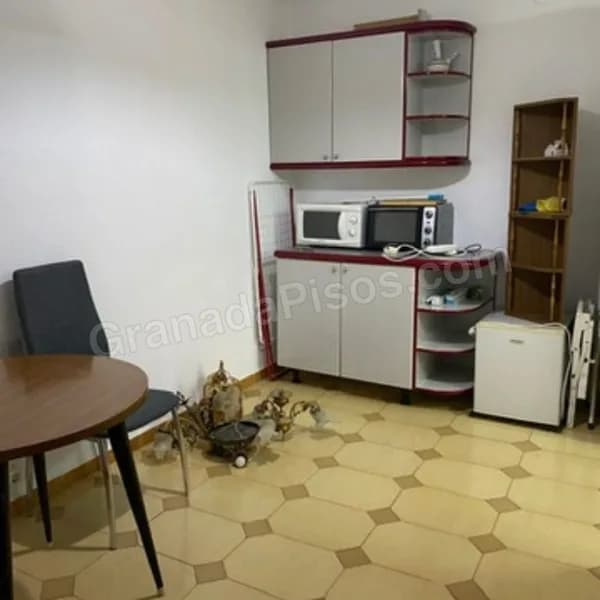Habitación en Centro (Gran Vía / Trinidad) (7)
