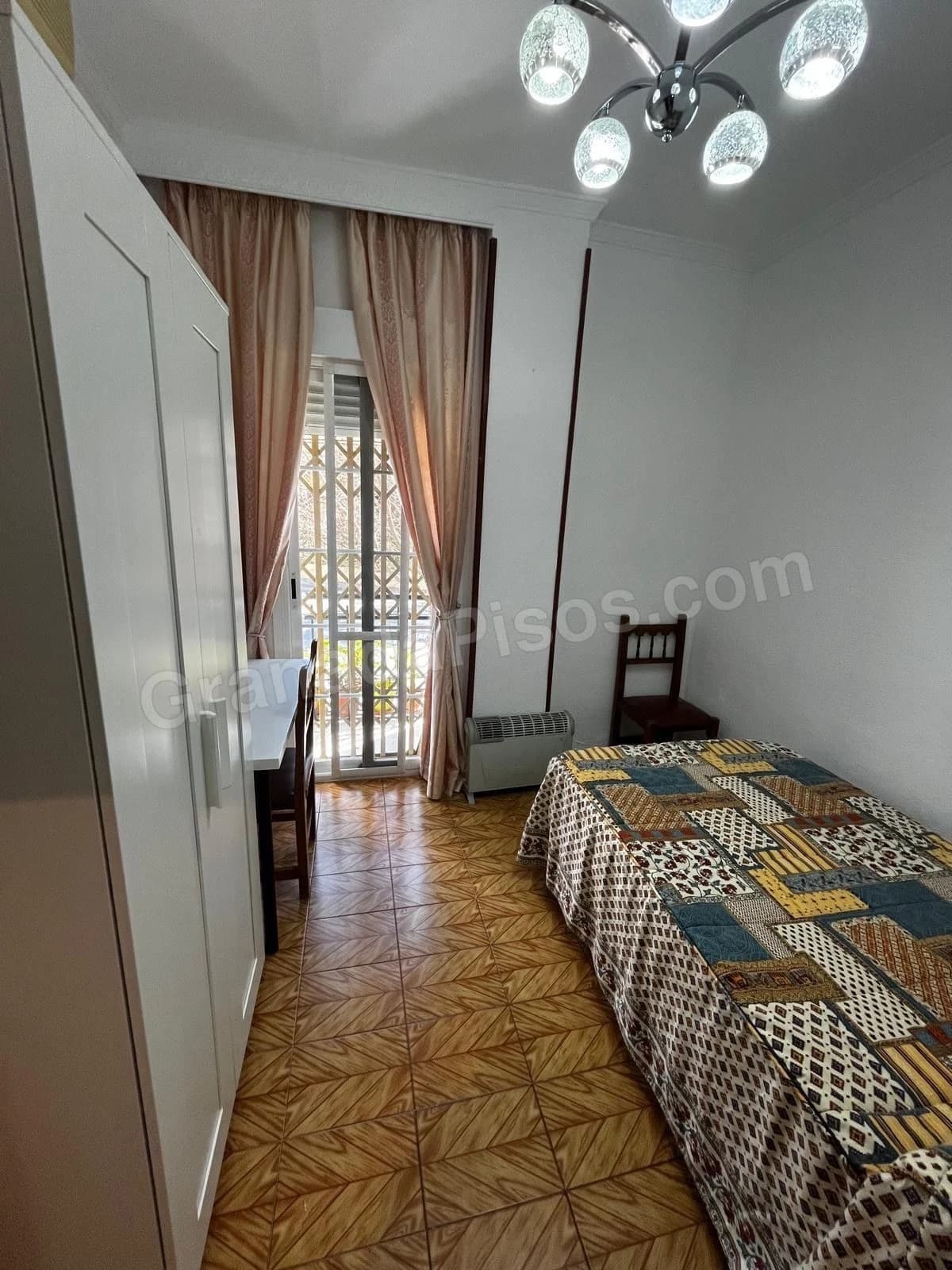 Habitación en Cartuja (2)