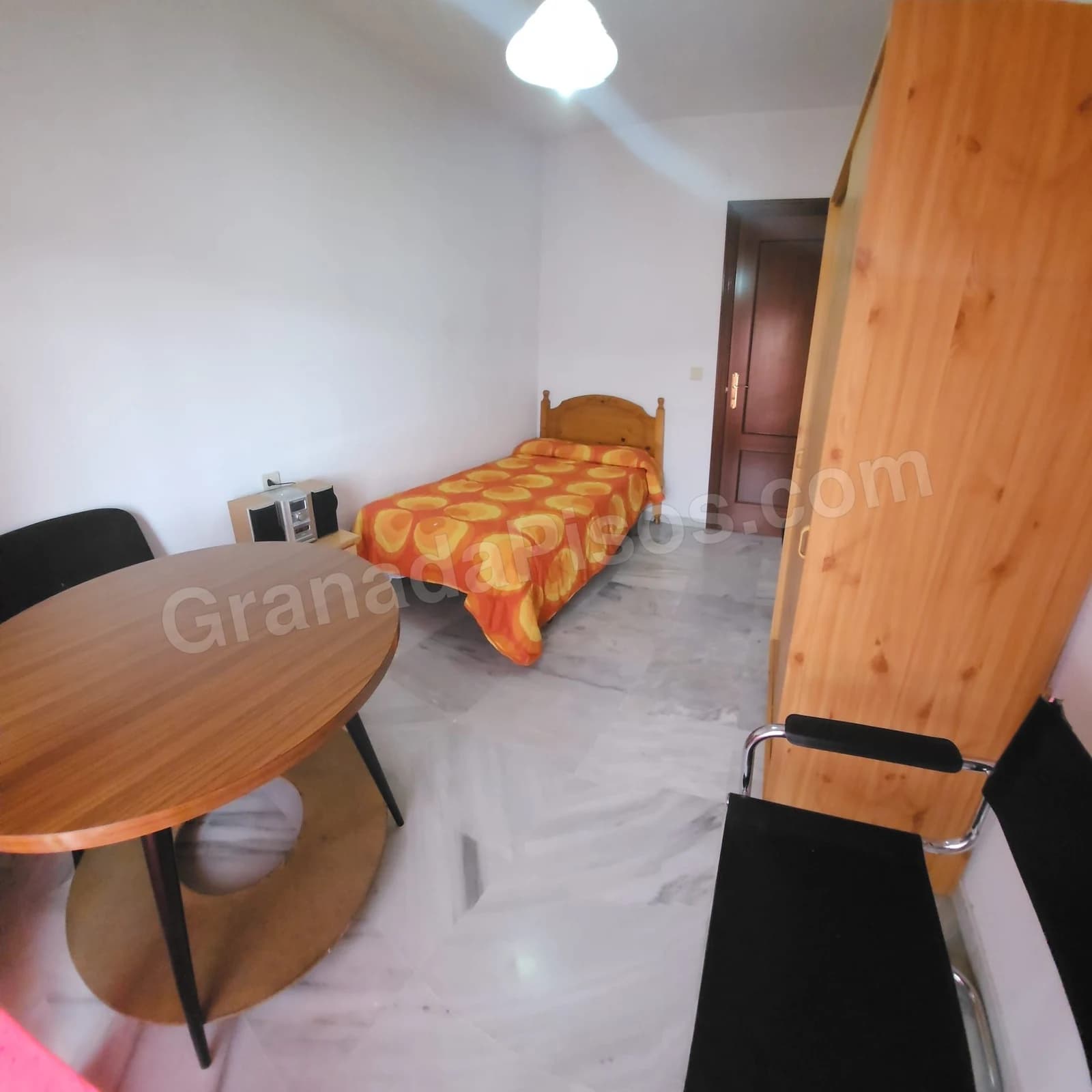 Habitación en Estación de autobuses (2)