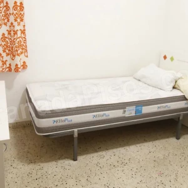 Habitación en Camino de Ronda