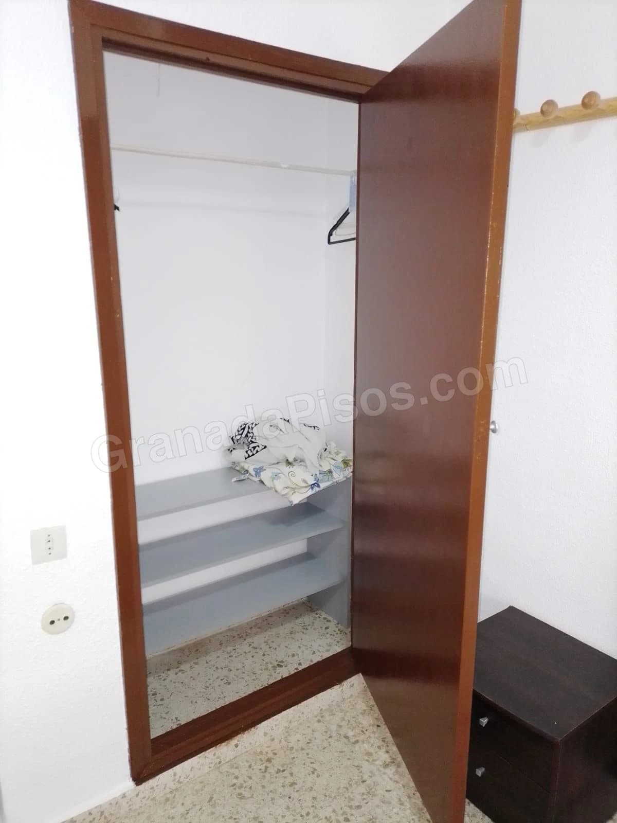 Piso entero en Campus Cartuja (2)