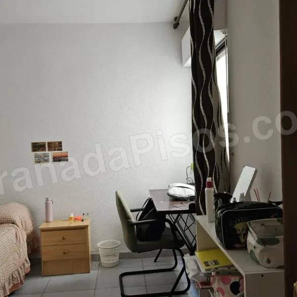 Habitación en Plaza de Toros / Doctores (2)
