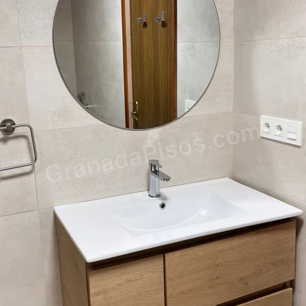 Habitación en Calle Luz Casanova (8)