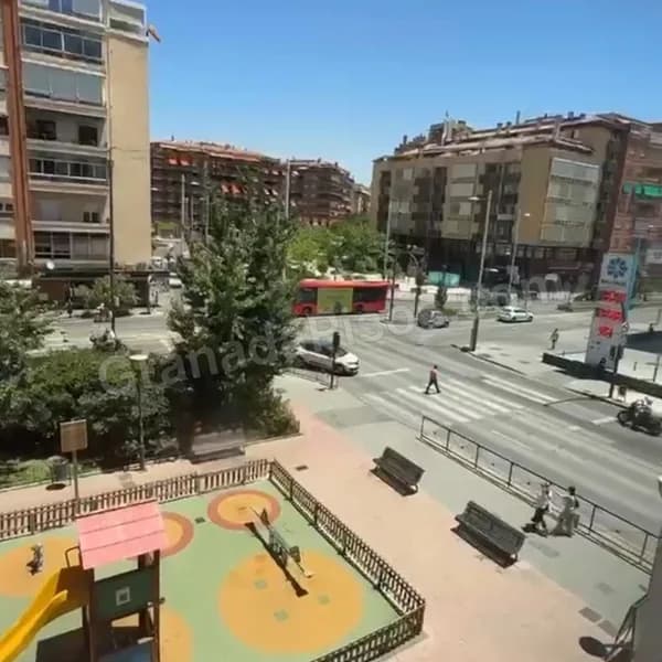 Piso entero en Camino de Ronda (6)