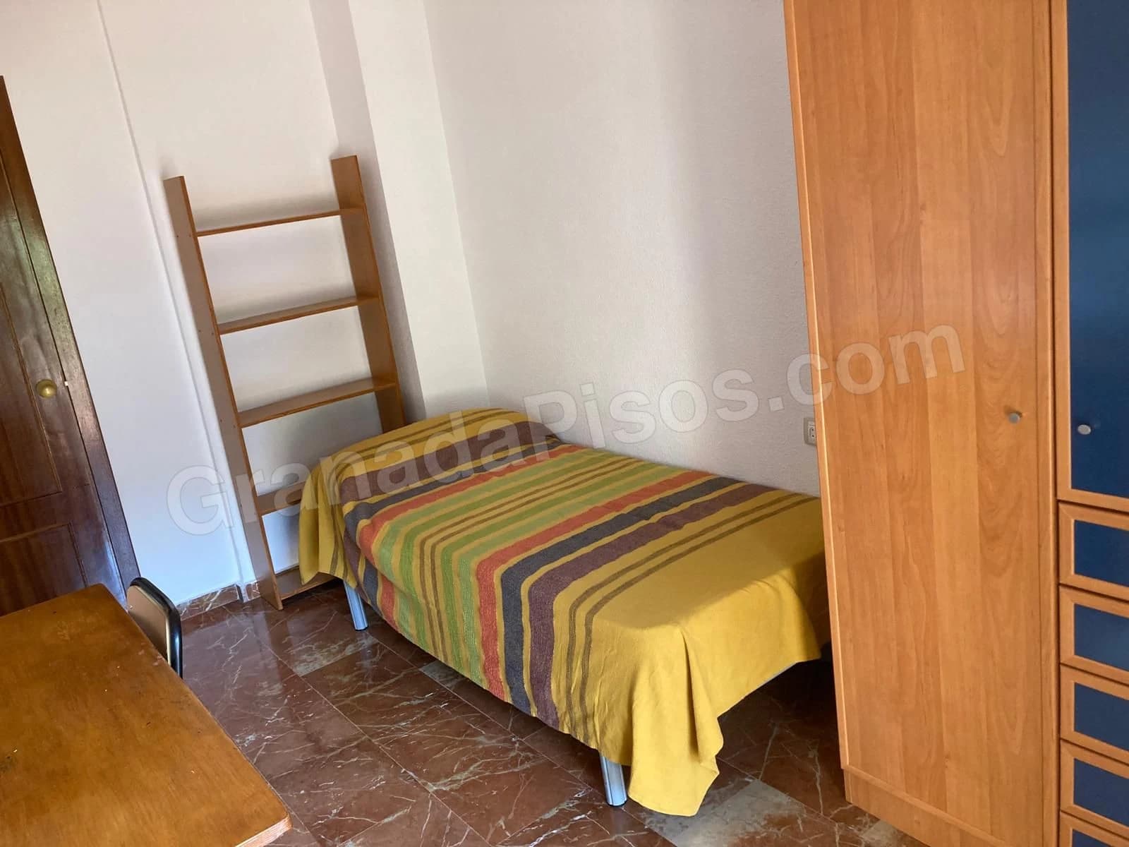 Habitación en Plaza de Toros / Doctores (3)