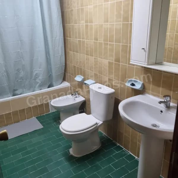 Habitación cerca de Trauma y Plaza de Toros (6)