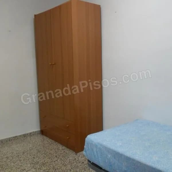 Habitación en Plaza de Toros / Doctores (4)
