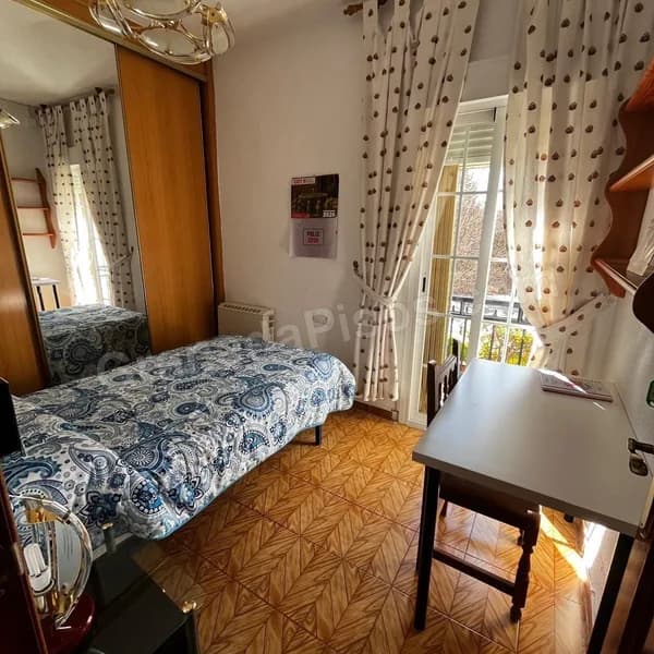 Habitación en Cartuja