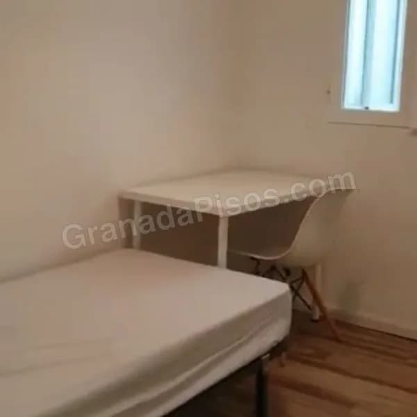 Habitación en Hipercor (3)