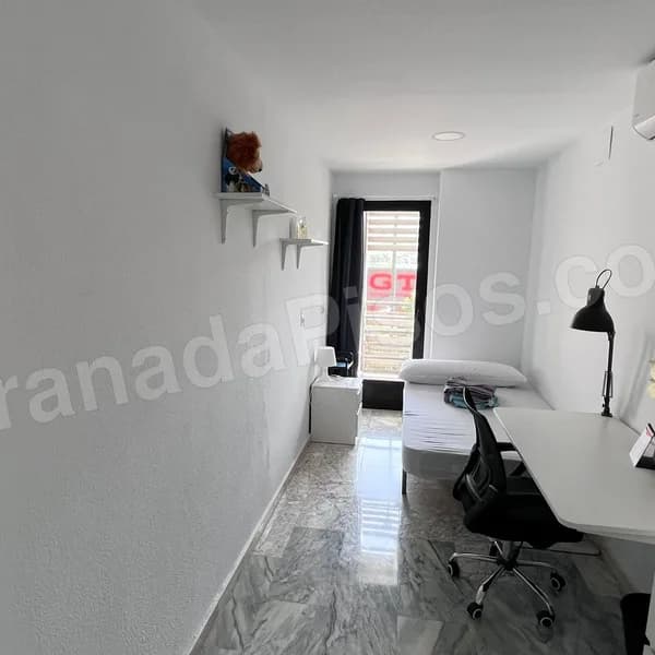 Habitación en Camino de Ronda