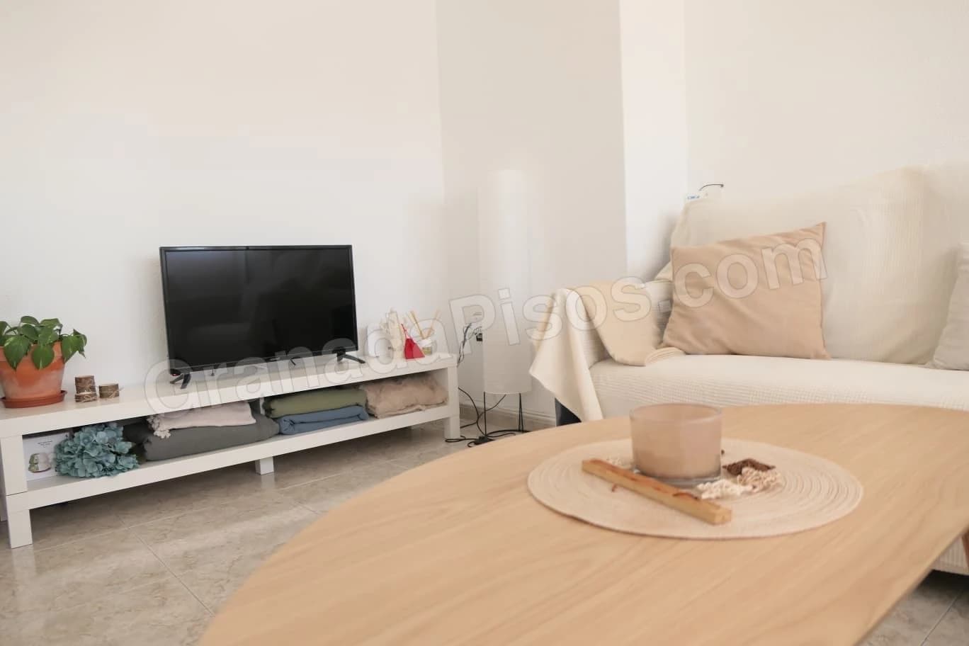 Habitación en Zaidín (2)