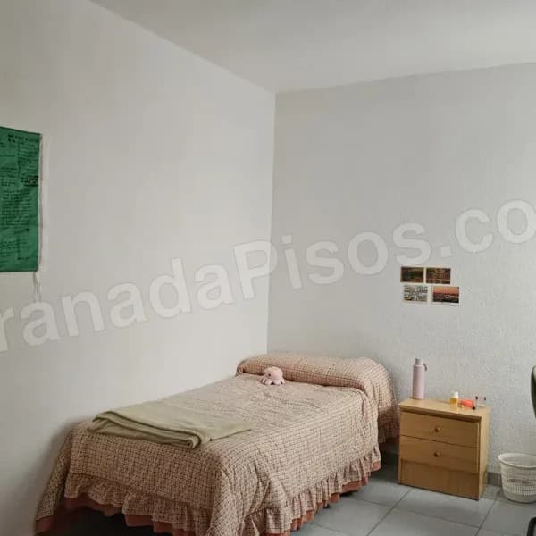 Habitación en Plaza de Toros / Doctores (3)
