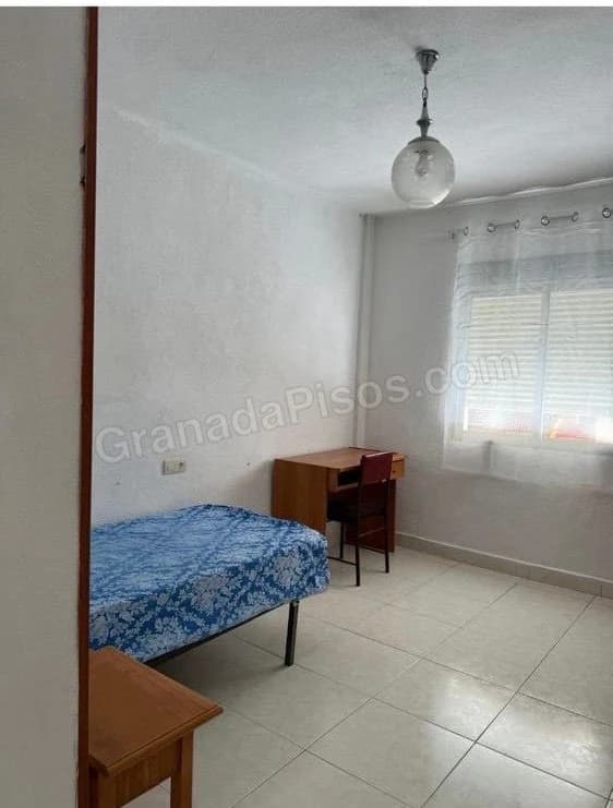 Habitación en Plaza de Toros / Doctores