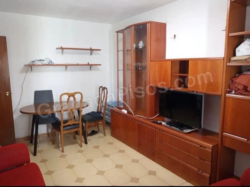 Habitación en Centro (Gran Vía / Trinidad) (5)