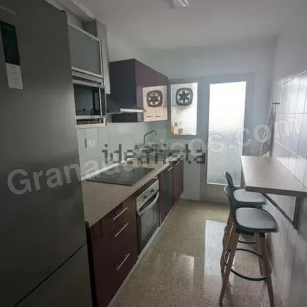 Habitación en Calle Oscar Romero 17 (5)