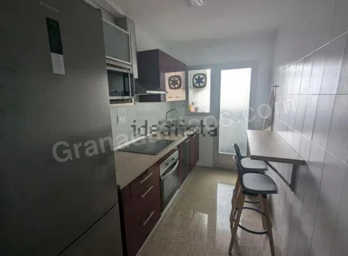 Habitación en Calle Oscar Romero 17 (5)