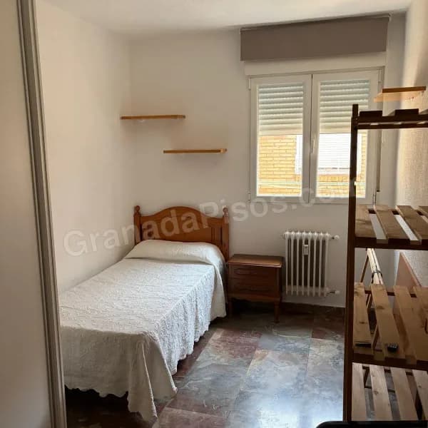 Habitación en Pedro Antonio de Alarcón