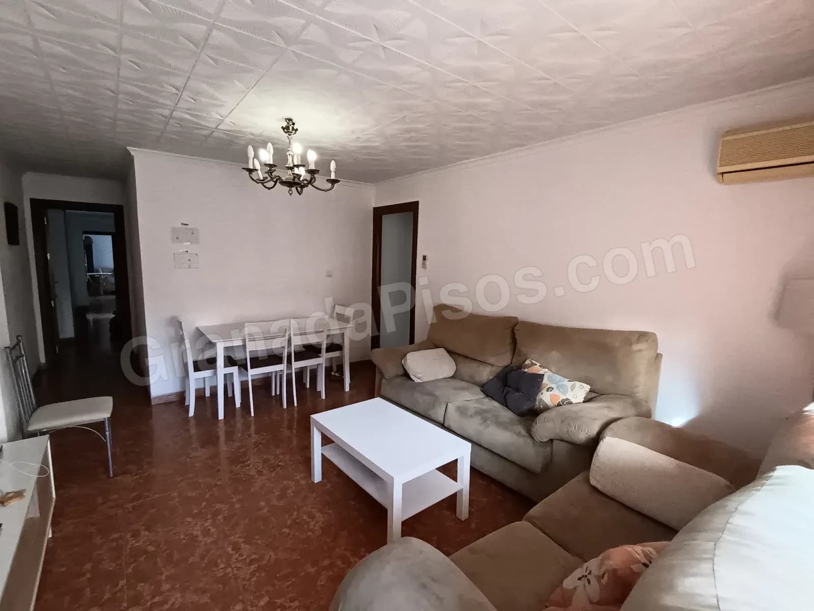 Habitación en Hipercor (5)
