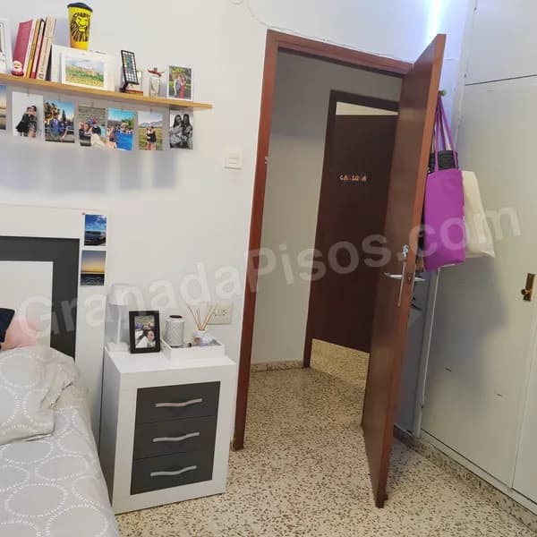 Habitación en Camino de Ronda (2)
