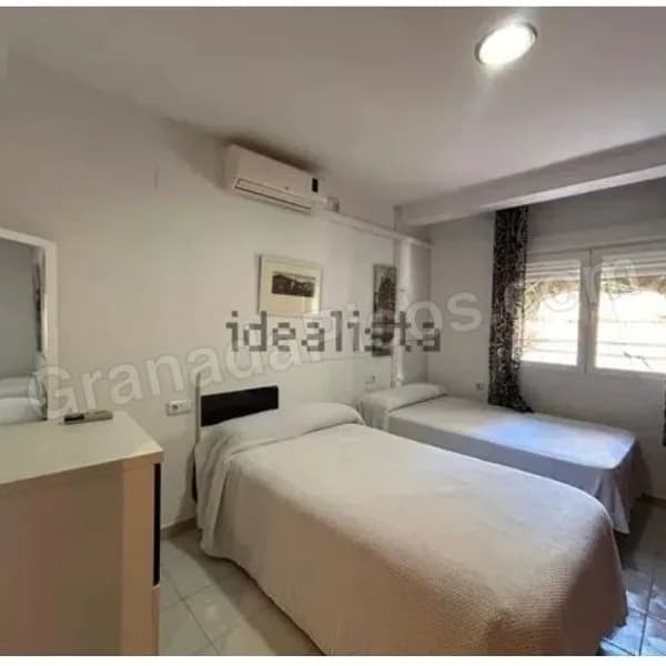 Habitación en Zaidín (11)