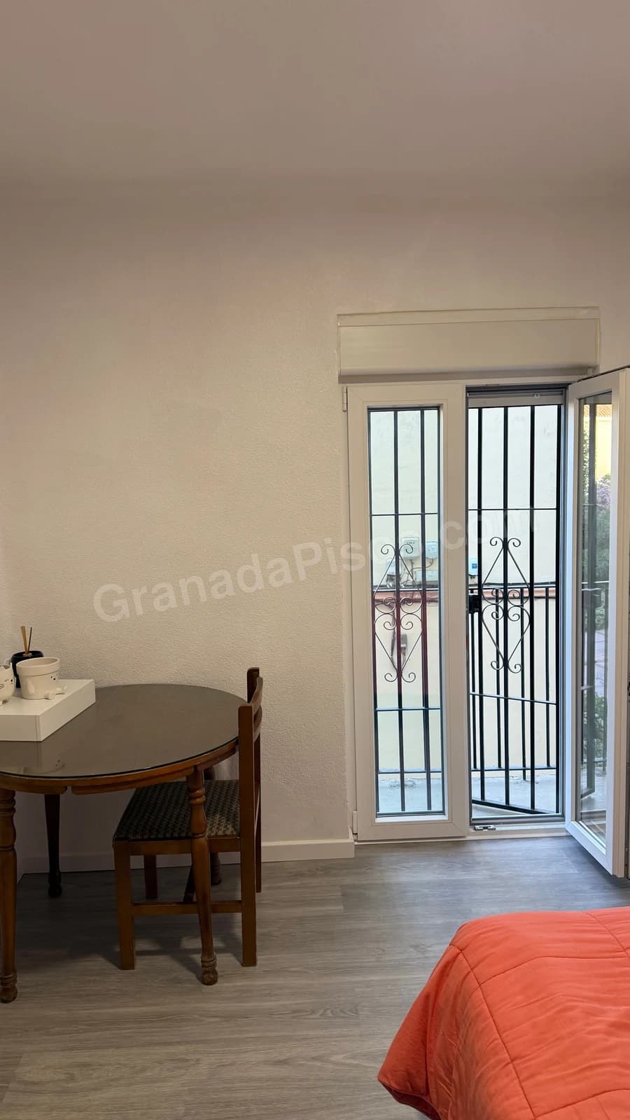 Habitación en Zaidín (2)