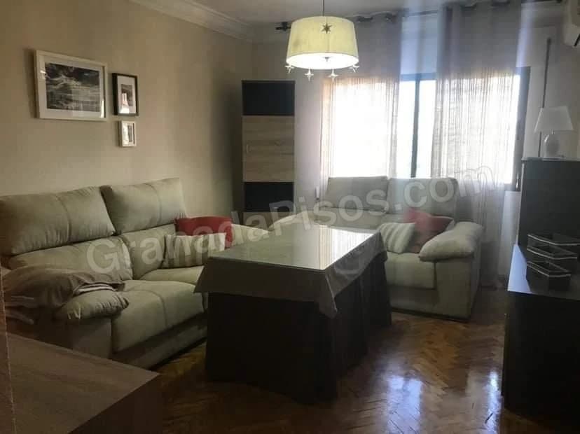 Habitación en Hipercor (3)