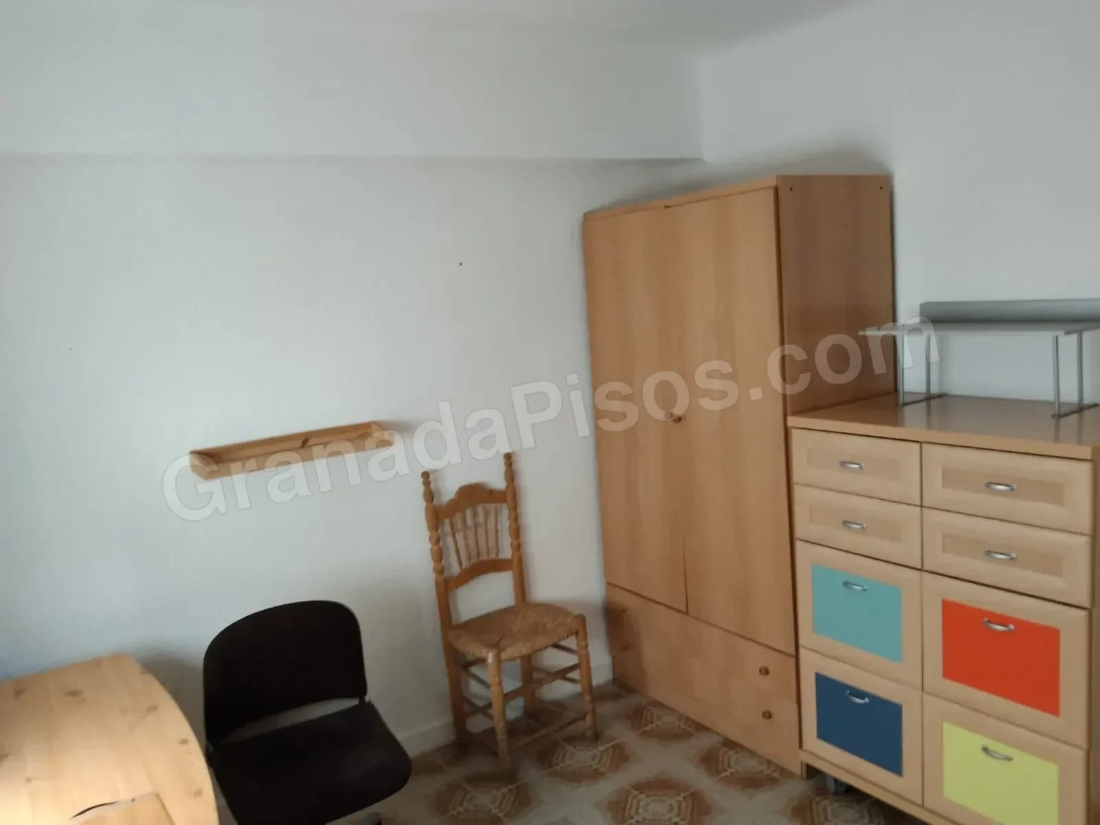 Habitación en Camino de Ronda (2)